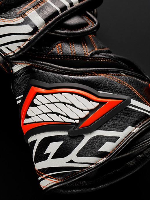 HYOD DYNAMIC D3O® RACING GLOVES | HYOD PRODUCTSオフィシャル
