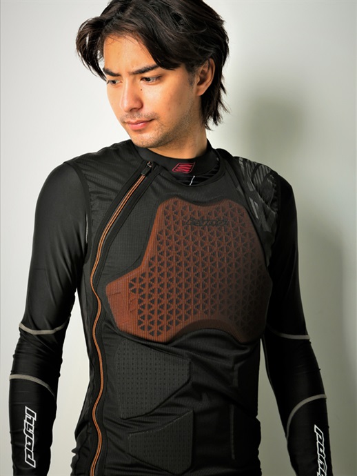 HYOD DYNAMIC PRO D3O® PROTECT VEST | HYOD PRODUCTSオフィシャルサイト