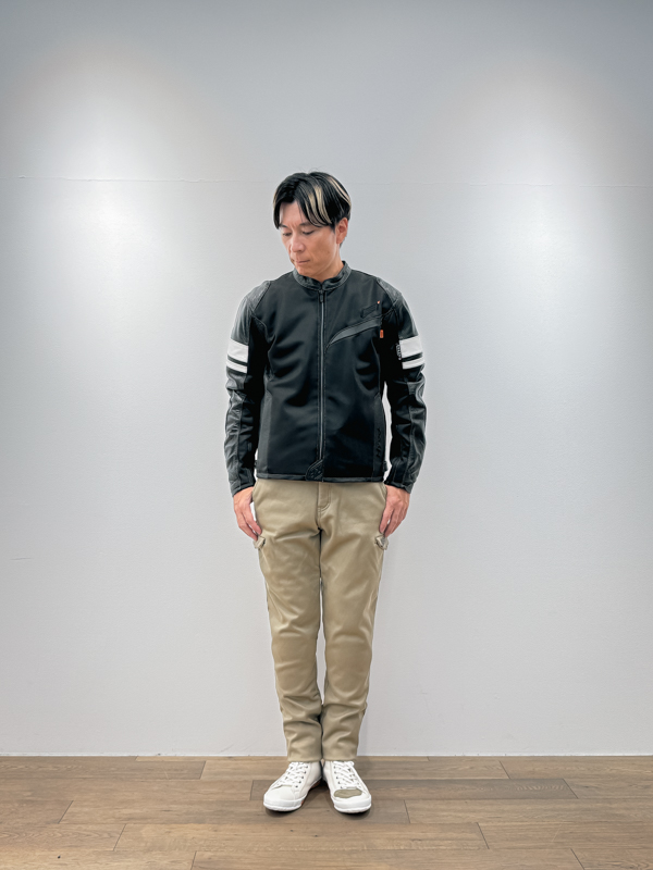Lサイズ着用イメージ（身長173cm・体重60kg）