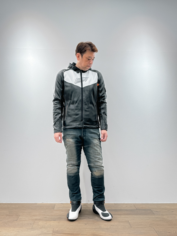 33インチ着用イメージ（身長178cm・体重78kg）