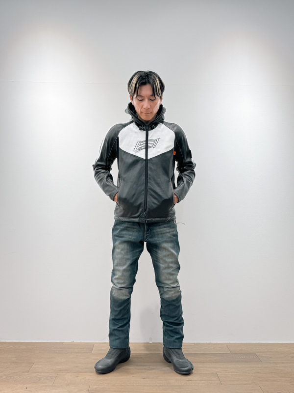 31インチ着用イメージ（身長173cm・体重60kg）