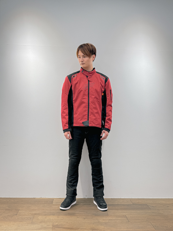 LLサイズ着用イメージ（身長176cm・体重66kg）