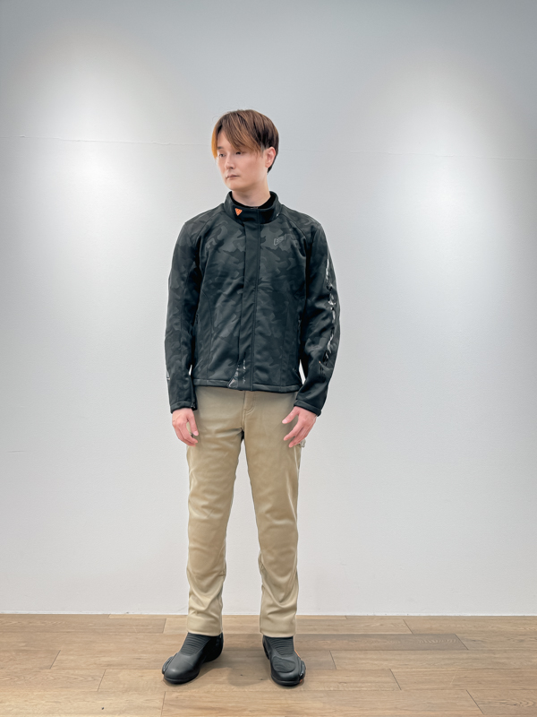 LLサイズ着用イメージ（身長176cm・体重66kg）